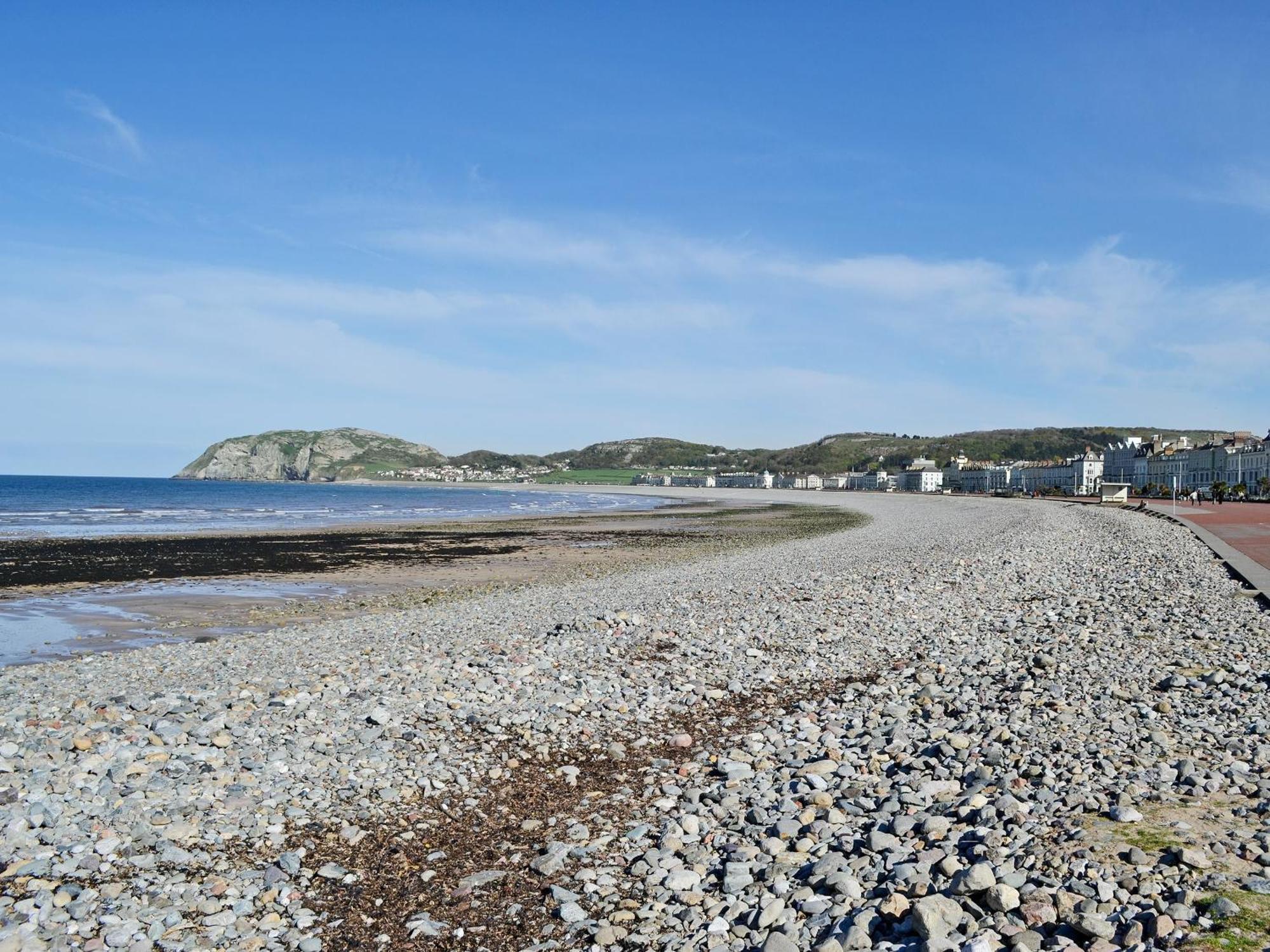 Granary Cottage Penrhyn Bay Exterior photo